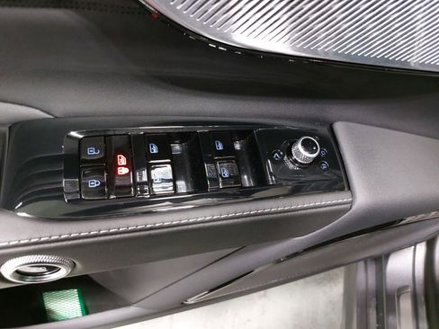 Used 2023 Maserati Grecale GT image 30