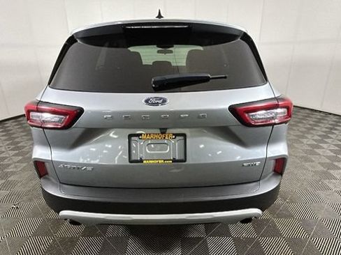 Used 2024 Ford Escape Active AWD/4WD image 3