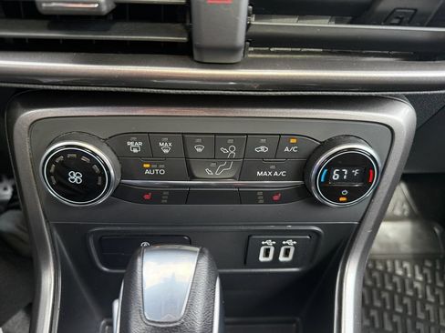 Used 2022 Ford EcoSport SE AWD/4WD image 32