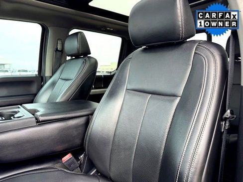 Used 2021 Ford F250 Lariat w/ Lariat Value Package AWD/4WD image 13