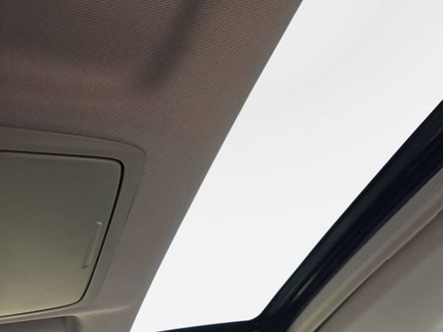 Used 2016 Honda Accord EX-L image 32
