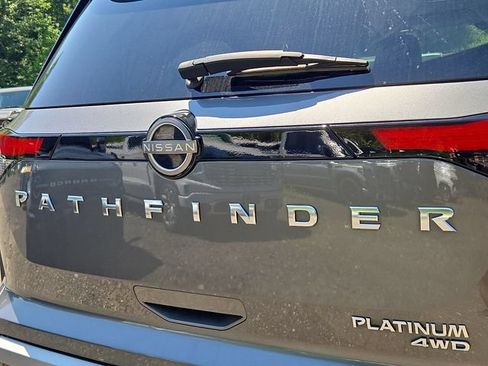 Used 2023 Nissan Pathfinder Platinum AWD/4WD image 32