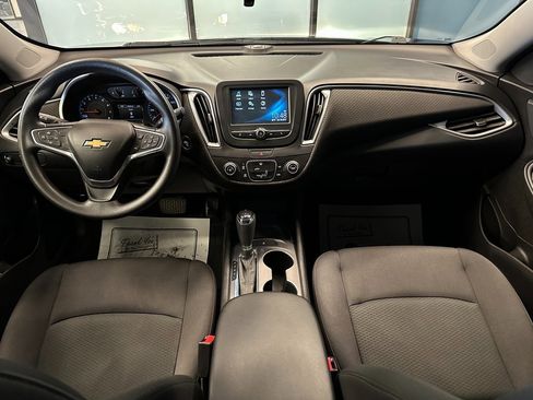 Used 2017 Chevrolet Malibu LS w/ LPO, Convenience Package 1 image 9