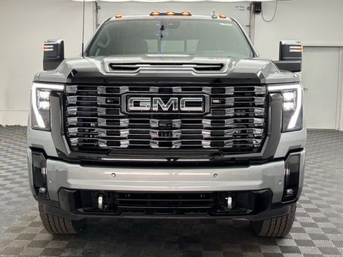 New 2026 GMC Sierra 2500 Denali Ultimate image 17