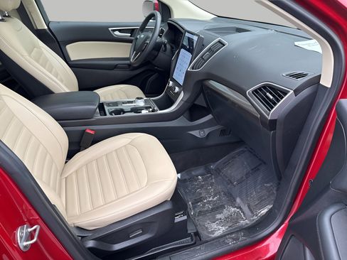 Used 2024 Ford Edge SEL w/ Convenience Package image 8