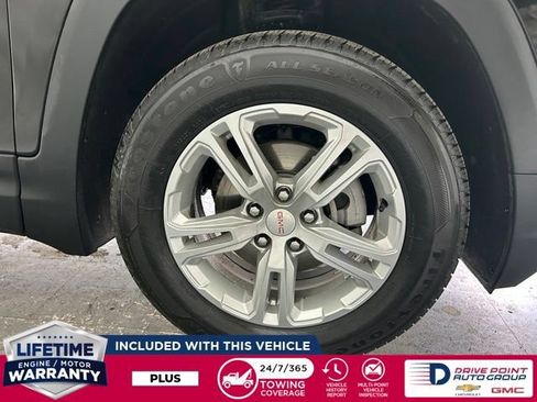 Used 2022 GMC Terrain SLE w/ Driver Convenience Package AWD/4WD image 11
