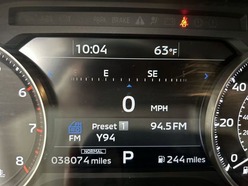 Used 2023 Mitsubishi Outlander SE AWD/4WD image 15