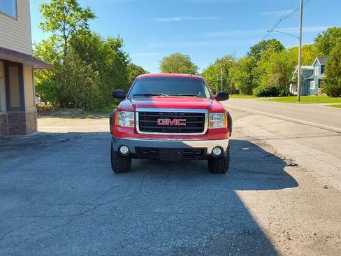 Used 2008 GMC Sierra 1500 W/T w/ Work Truck Preferred Package AWD/4WD image 3