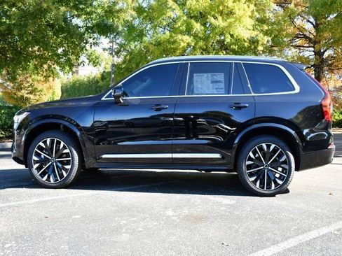 New 2026 Volvo XC90 B6 Plus w/ Protection Package Premier AWD/4WD image 4