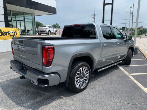 Used 2025 GMC Sierra 1500 Denali Ultimate AWD/4WD image 7