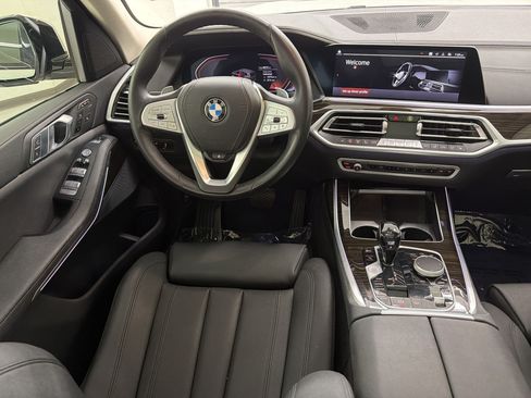 Used 2021 BMW X7 xDrive40i AWD/4WD image 25