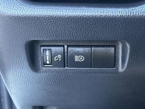 Certified 2022 Toyota RAV4 SE image 21