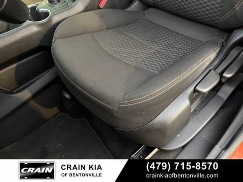 Used 2019 GMC Terrain SLE FWD image 24
