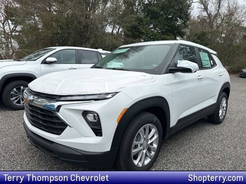 New 2026 Chevrolet TrailBlazer LS image 1