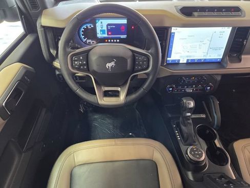 Used 2024 Ford Bronco Wildtrak AWD/4WD image 16