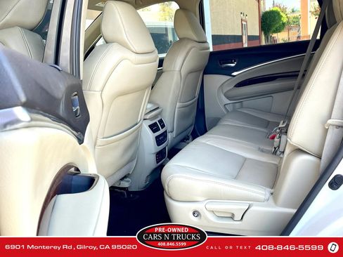Used 2017 Acura MDX FWD w/ Tech & Entertainment image 10