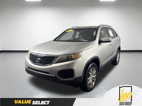 Used 2011 Kia Sorento LX AWD/4WD image 1