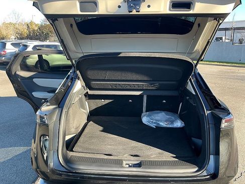 Certified 2023 Nissan Ariya FWD image 23