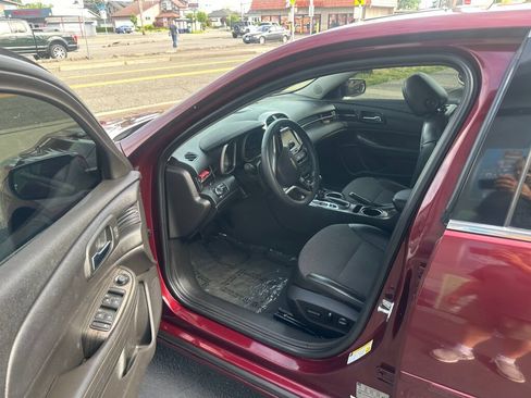 Used 2015 Chevrolet Malibu LT FWD image 10
