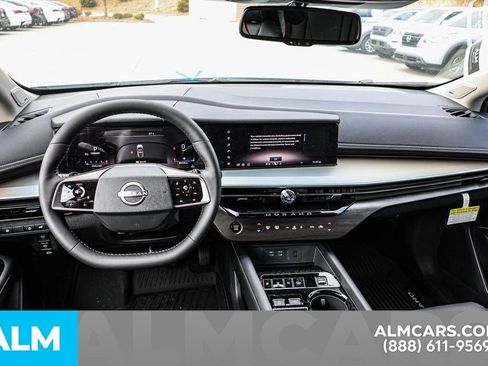 Certified 2025 Nissan Murano SL image 30