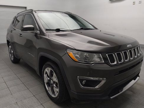 Used 2020 Jeep Compass Limited FWD image 13