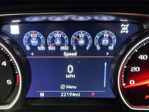 Used 2022 Chevrolet Silverado 3500 High Country image 11