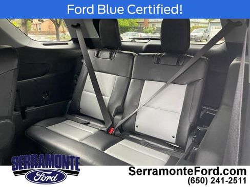 Used 2022 Ford Explorer XLT w/ Equipment Group 202A AWD/4WD image 15