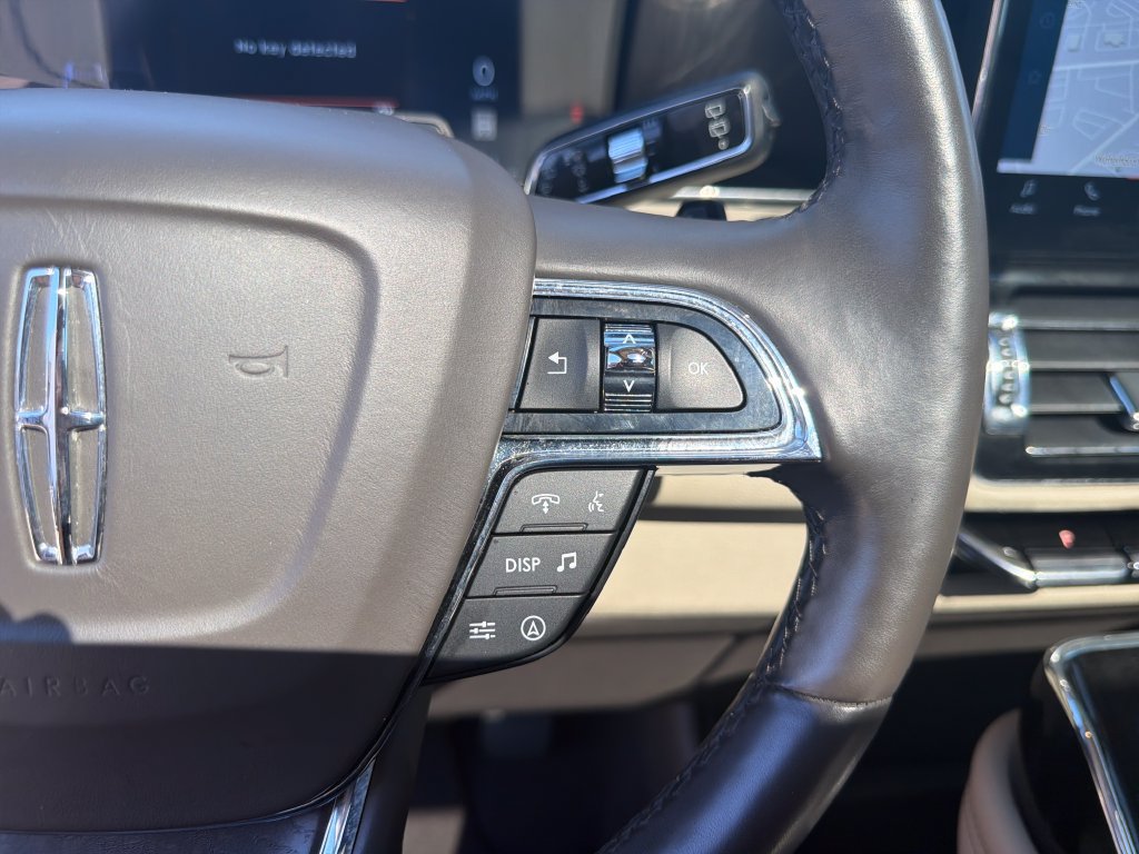 Used 2024 Lincoln Navigator Premiere AWD/4WD image 22