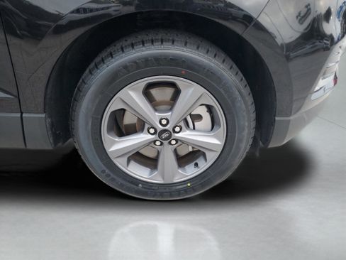 Used 2024 Ford Edge SEL w/ Sport Appearance Package image 5