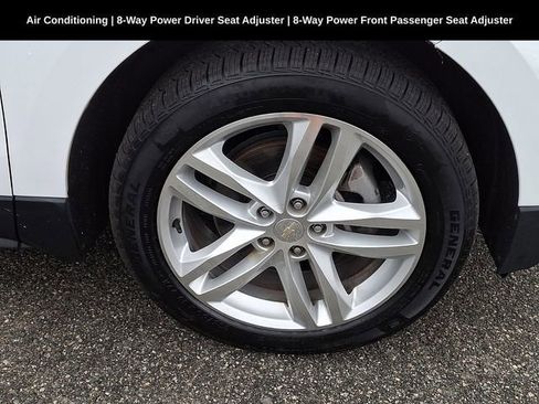 Used 2019 Chevrolet Equinox Premier AWD/4WD image 13