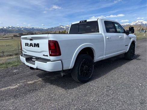 New 2026 RAM 3500 Limited AWD/4WD image 22