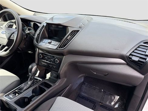 Used 2019 Ford Escape SE image 27