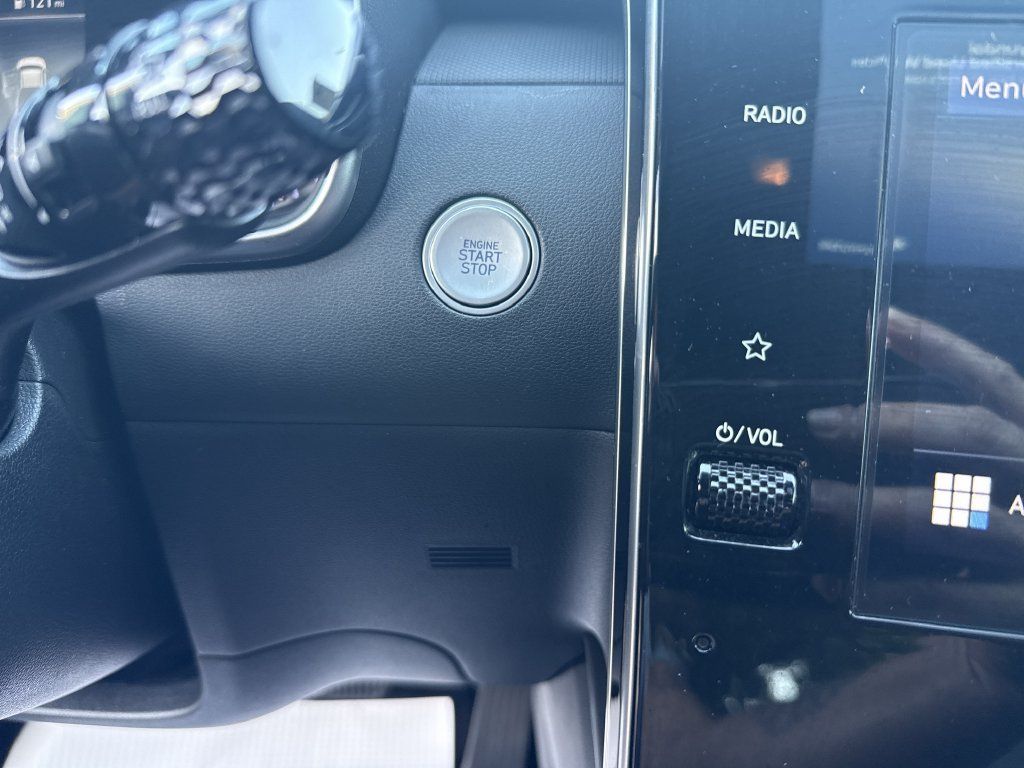 Certified 2024 Hyundai Santa Cruz SEL FWD image 21
