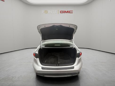 Used 2022 Toyota Corolla XSE w/ Carpet Mat Package (TMS) image 31