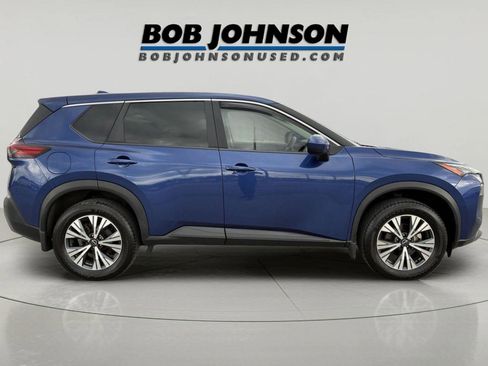 Used 2023 Nissan Rogue SV AWD/4WD image 2