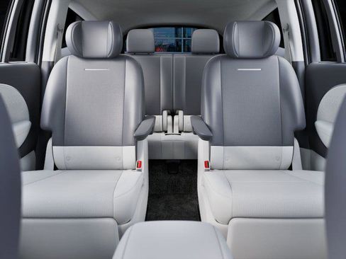 New 2026 Hyundai Ioniq 9 Limited image 12