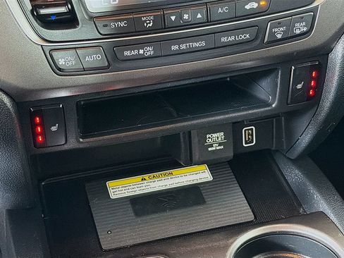 Used 2021 Honda Pilot Special Edition image 41