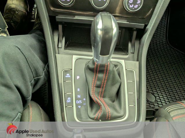 Used 2015 Volkswagen GTI S FWD image 21