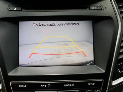 Used 2017 Hyundai Santa Fe Sport image 2