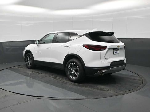 Used 2023 Chevrolet Blazer LT AWD/4WD image 4