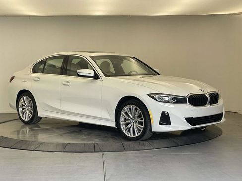Used 2023 BMW 330i xDrive Sedan w/ Driving Assistance Package AWD/4WD image 7