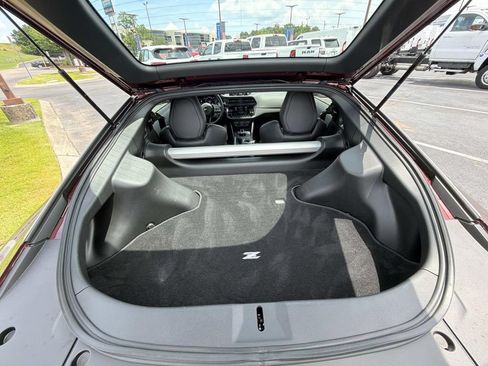 Used 2025 Nissan Z Performance w/ Floor Mat Package RWD image 14