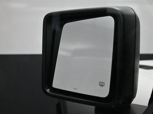 Used 2026 Jeep Wrangler Unlimited Rubicon AWD/4WD image 4