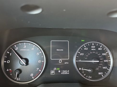 Certified 2025 Subaru Outback Limited AWD/4WD image 12