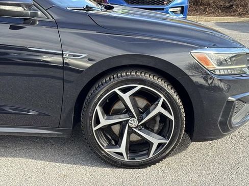 Used 2020 Volkswagen Passat 2.0T R-Line image 8