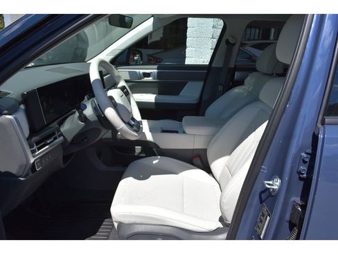 New 2025 Hyundai Santa Fe SEL image 10