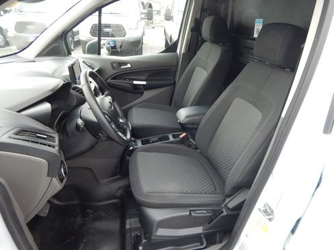 Used 2023 Ford Transit Connect XLT image 16