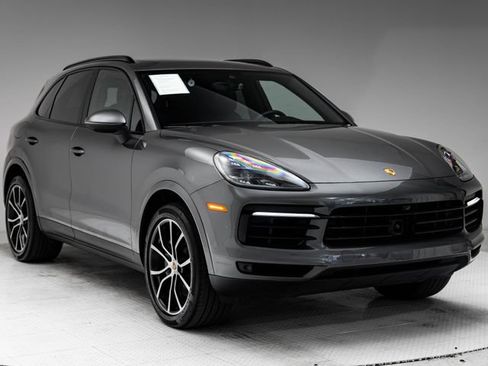 Certified 2021 Porsche Cayenne S AWD/4WD image 31