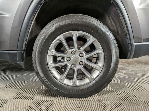 Used 2016 Jeep Grand Cherokee Limited image 13