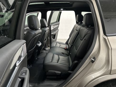 Used 2023 Cadillac XT6 Sport image 25